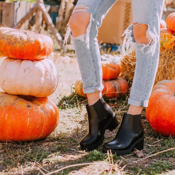 NEW🔥Black Lug Sole Platform Combat Chelsea Ankle Boot Booties Chunky Block Heel - Picture 10 of 10